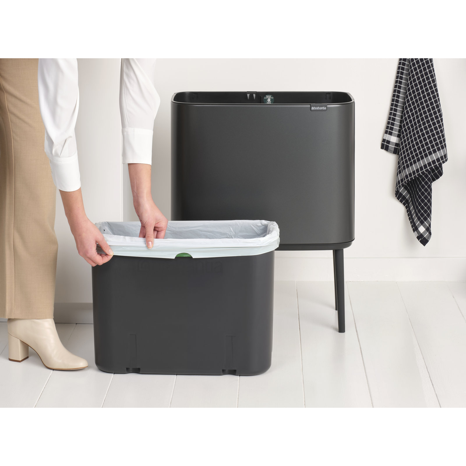 Brabantia Bo 9.5gal Touch Top Trash Can, Confident Gray