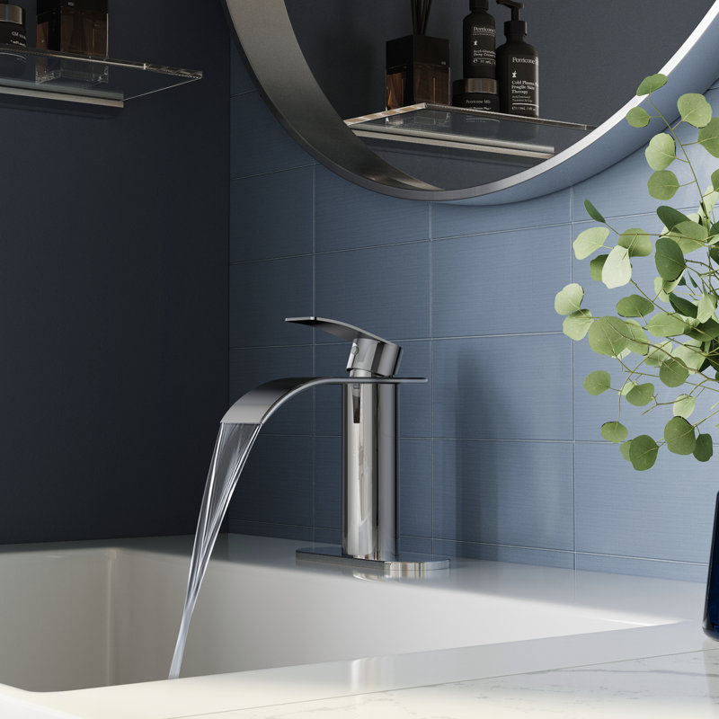 Single-Hole Single-handle Bathroom Faucet with Drain Assembly, Chrome