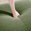 Repose-pieds rectangulaire rembourré pour l'intérieur avec tissu velours côtelé de qualité supérieure, conception compacte, commodité sans assemblage et siège multifonctionnel ou repose-pieds.-129594846