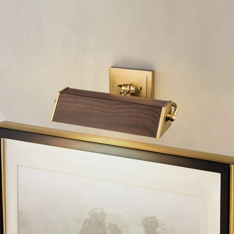 Cade Medium Picture Light