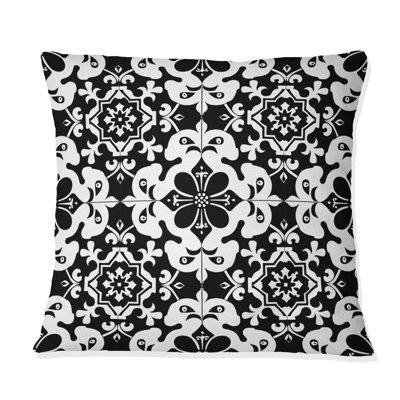 Black White Mosaic  Print VI - Traditional Throw Pillow