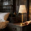Lampe de table Boho avec contrôle tactile, abat-jour en rotin fabriqué à la main et base en laiton, lampe de table de chevet compacte pour la chambre à coucher, le salon ou le bureau