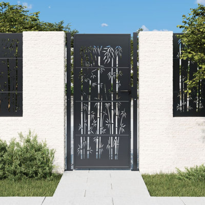 Phokas Metal Gate