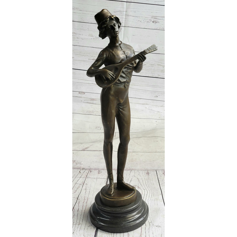 Figurines et sculptures Tella