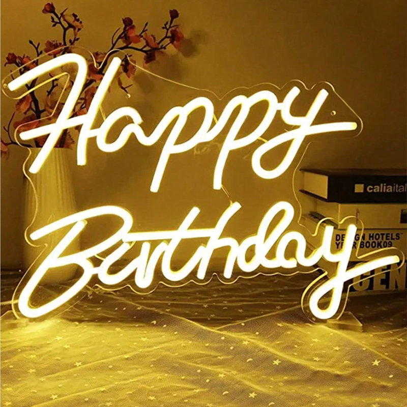Joyeux anniversaire «Happy Birthday»