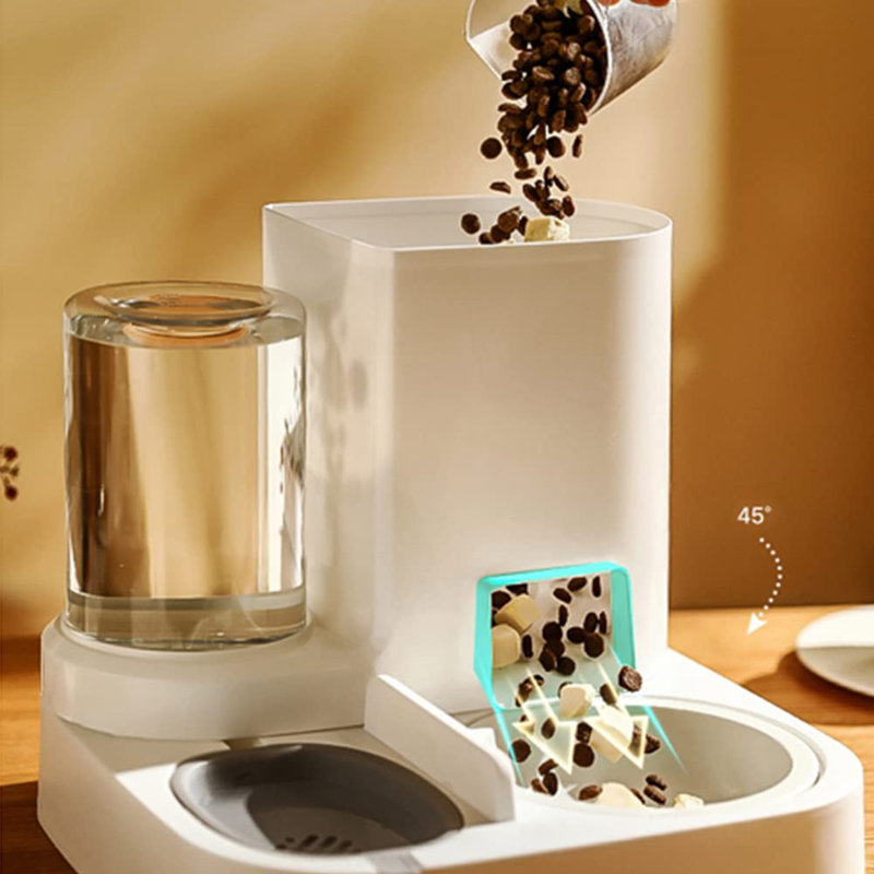Hybrid Feeder/Toy