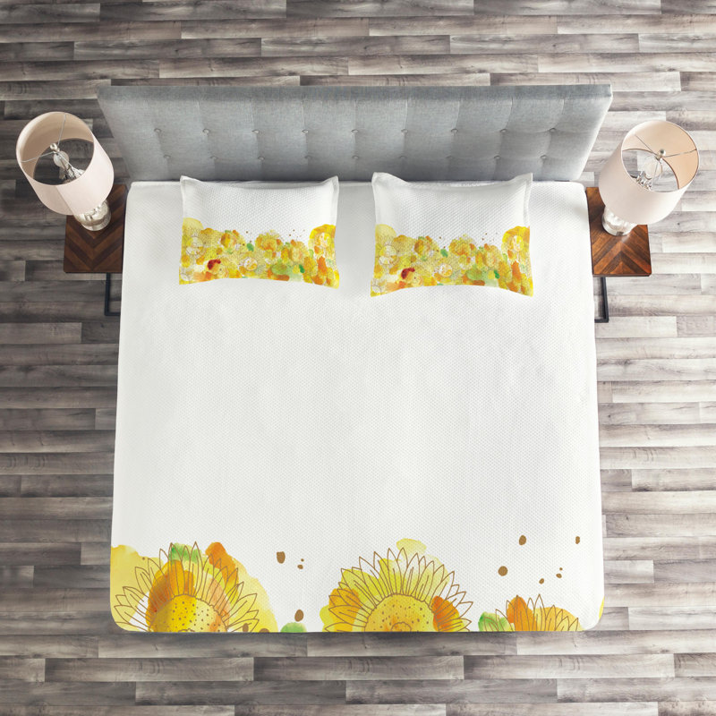 Floral Farmhouse / Country Polyester Coverlet, King Bedspread + 2 Shams