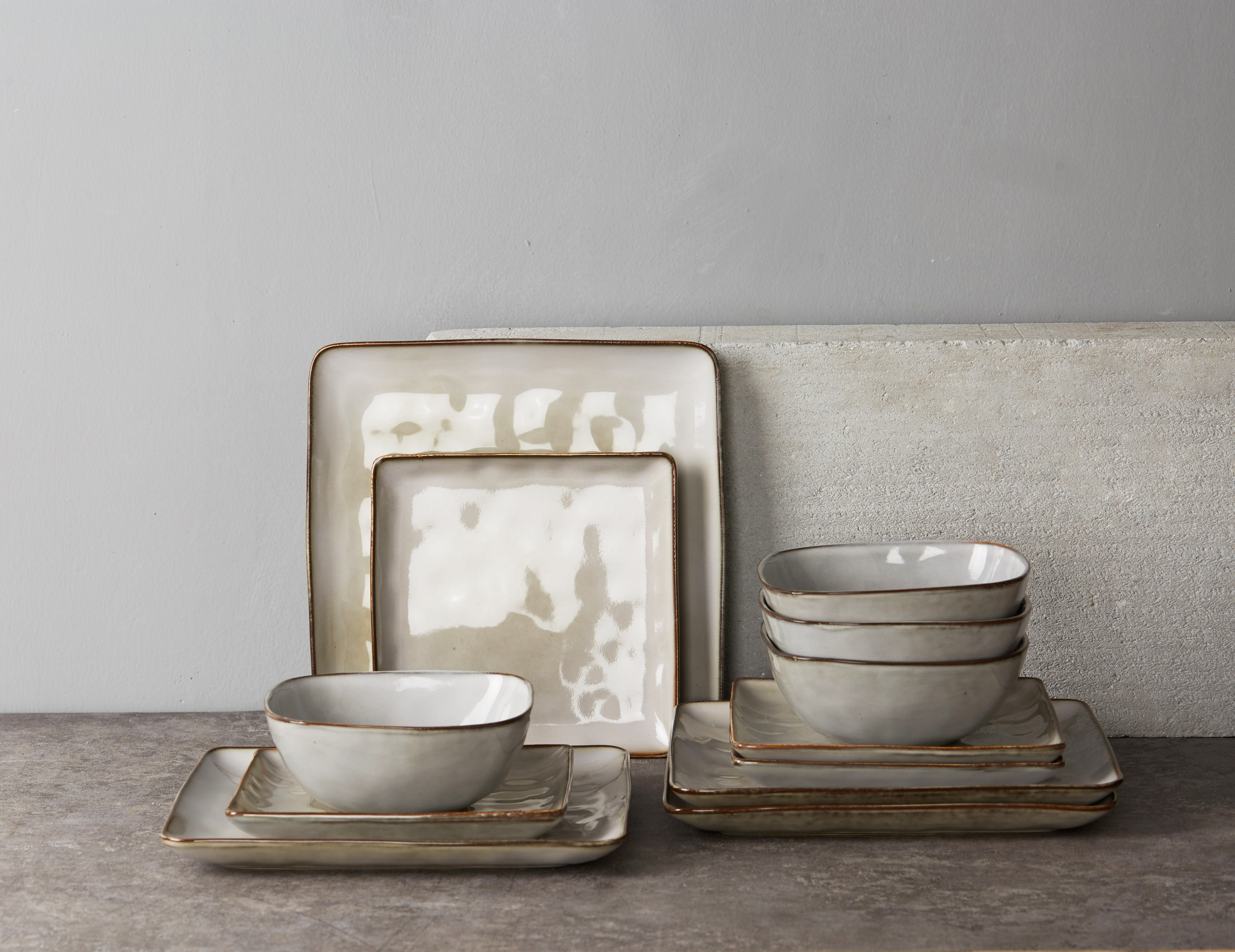 Famiware Stoneware Dinnerware Sets, 24-Piece Dish Set | Wayfair
