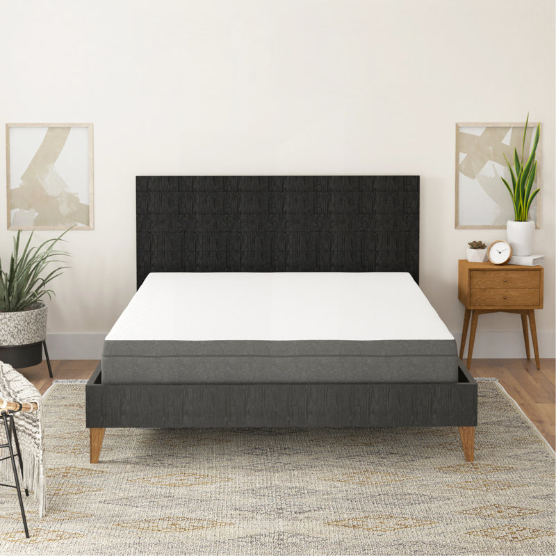 Matelas en mousse à mémoire de forme 8 po Daisy, Très grand simple
