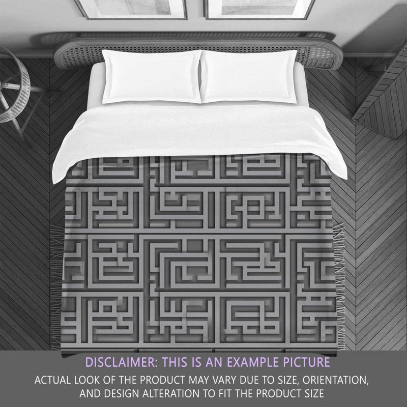 Polyester Geometric Shapes Comforter, Queen Comforter