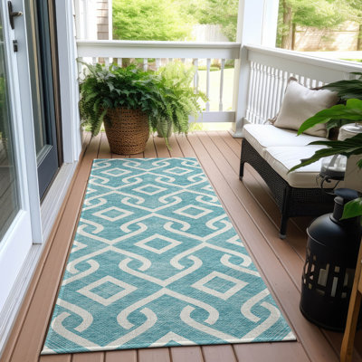 Kaylani Washable Geometric Indoor / Outdoor Rug