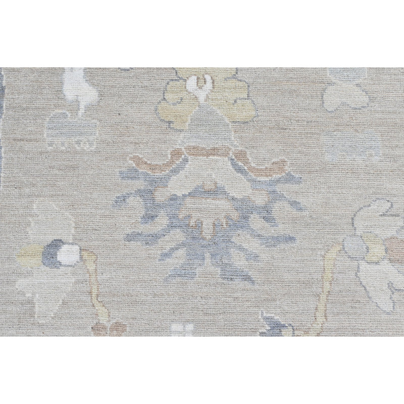 Hand Knotted Wool Oriental Area Rug in Cream/Ivory/Brown/Blue