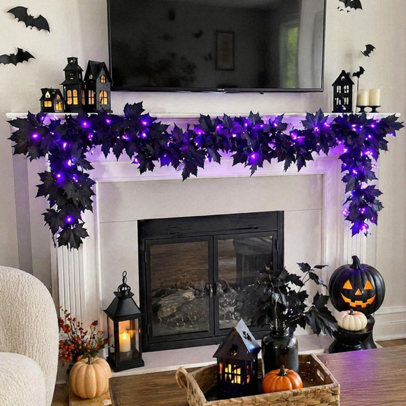 Ensemble de 4 guirlandes de feuilles d'érable noires de 6,5 pi avec lumières DEL mauves, vignes d'Halloween effrayantes pour la fête