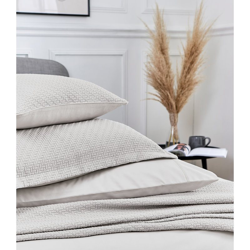 Andaz 100% Cotton Pillow Case, Silver