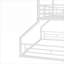 Structure de lit superposé compact blanc épuré, lit robuste en métal à trois places pour les chambres partagées et les espaces invités