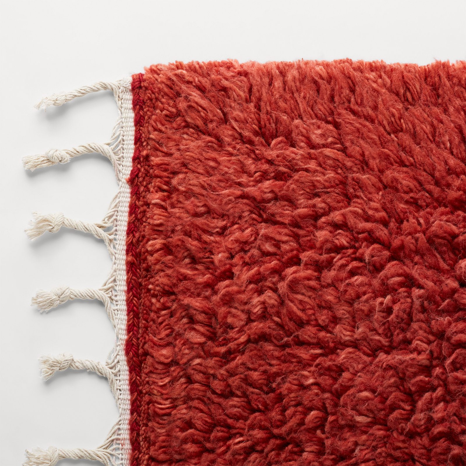 Essi Red Hand-Woven Wool Shag Rug, Runner 2'6" x 8'