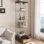 Élégante vitrine en verre trempé avec éclairage DEL Rangement multifonctionnel pour objets de collection et décoration intérieure