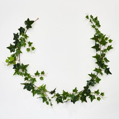 70" Ivy Garland