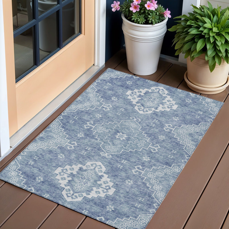 Tapis intérieur / extérieur 3 pi x 5 pi bleu marine et bleu denim lavable HomeRoots
