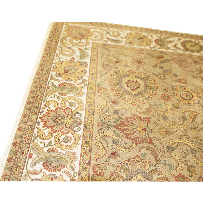 Tapis chameau et ivoire noué à la main de haute qualité