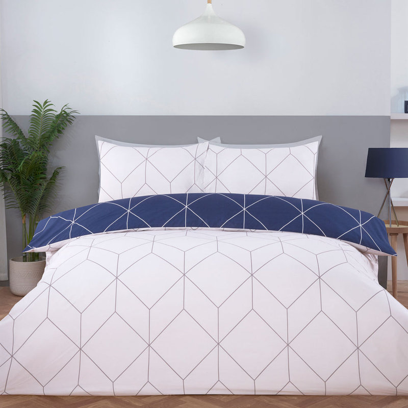 Polyester Geometric Duvet Cover Set, Double Bed (200 x 200 cm)