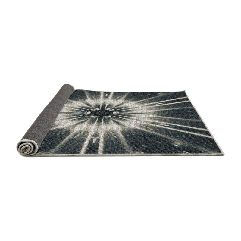 Tapis noir, Rond 8 pi