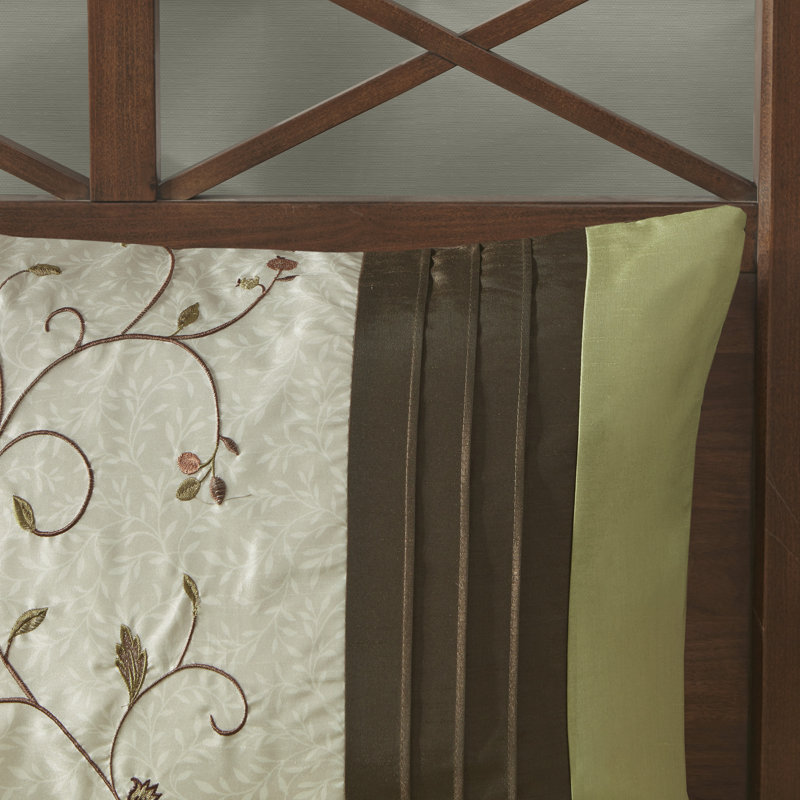 Ensemble d'édredon à rayures brodées 7 pièces Serene Green, Édredon de très grande taille et 6 pièces suppl, Vert
