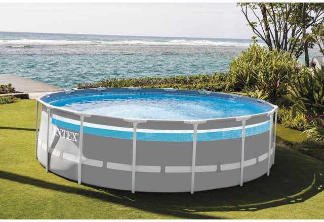 Find the Perfect Swimming Pool