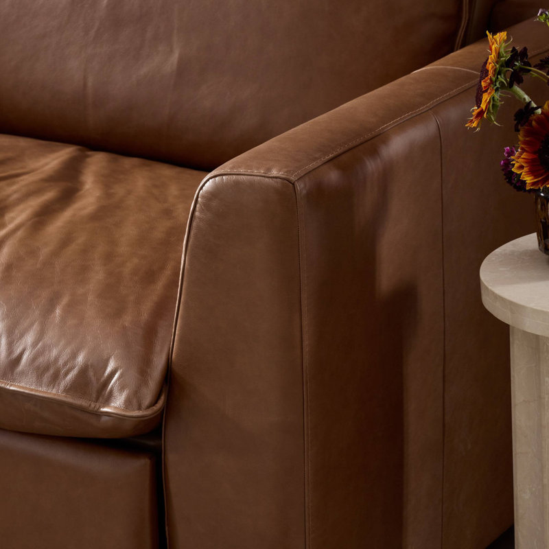 Kosa Sofa