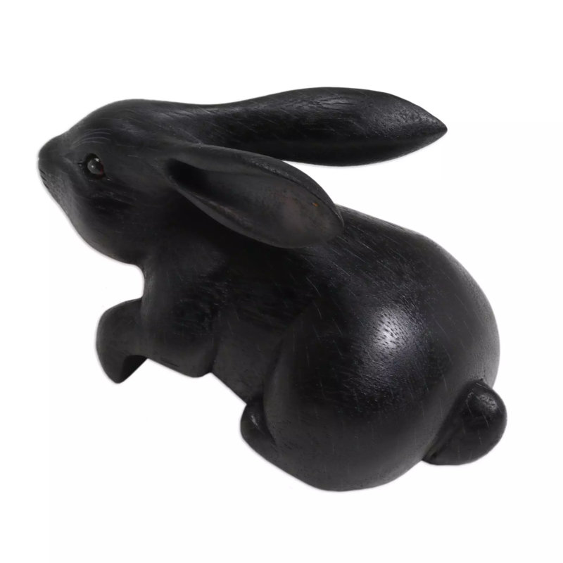 Figurine en bois de lapin curieux Ernesto, Noir