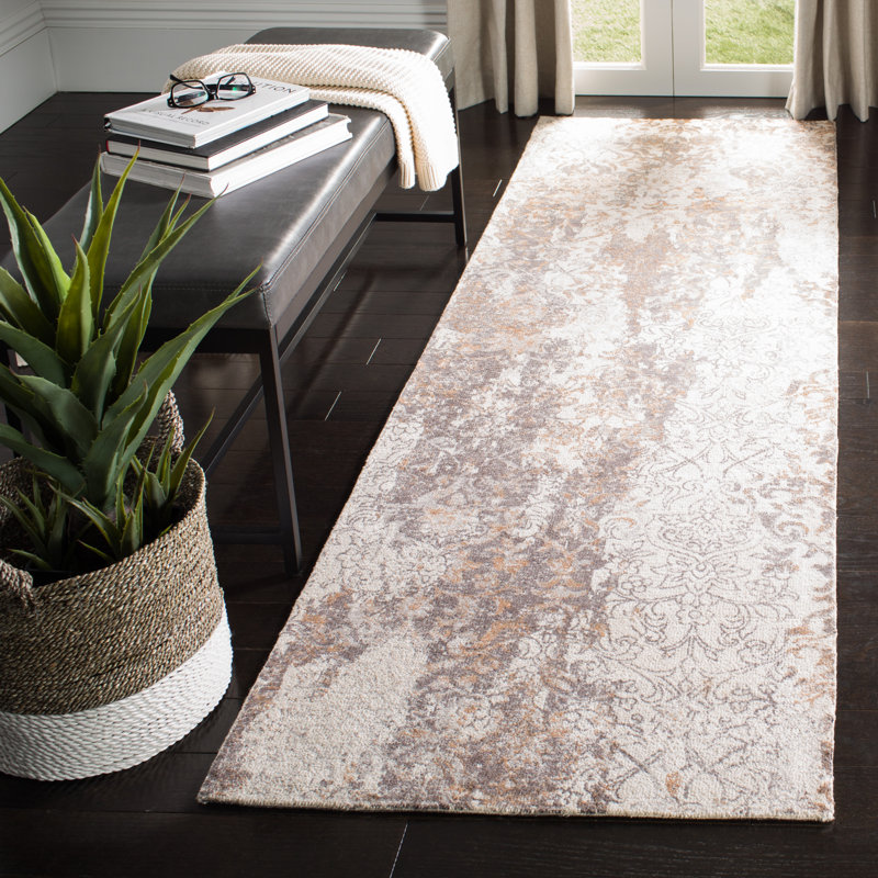 Salt Creek Hand Tufted Viscose Oriental Rug, Runner 2'6" x 8'