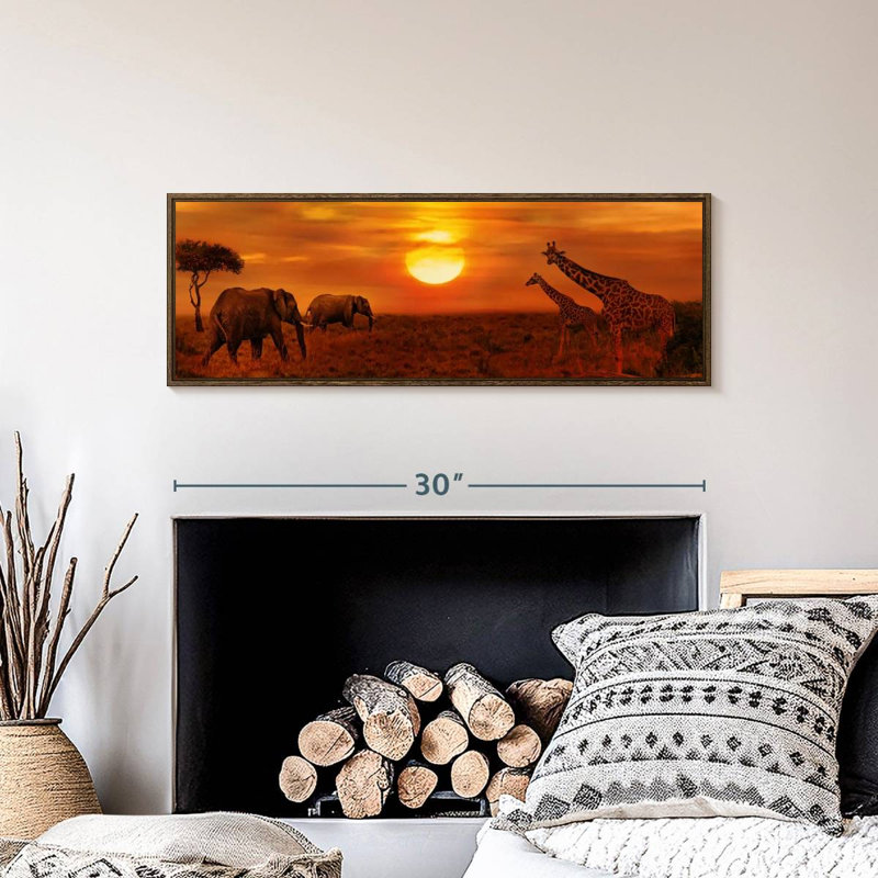 Coucher de soleil africain, 31" X 11", Cadre flottant noyer