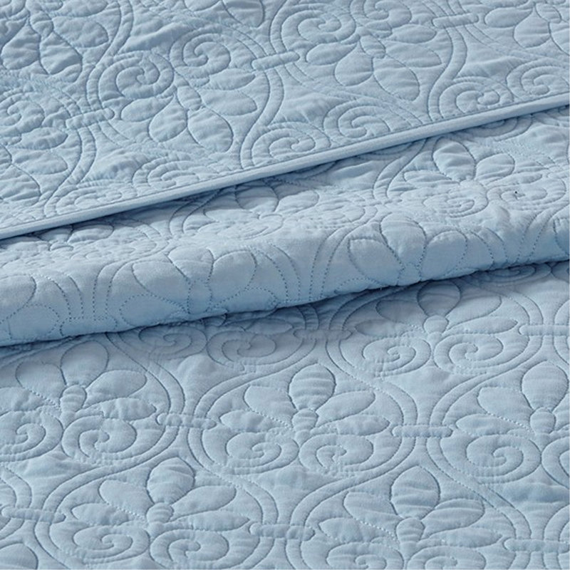 Ensemble de courtepointe réversible avec traitement antimicrobien, parfait pour le confort et le style toute l'année en taille double / grand