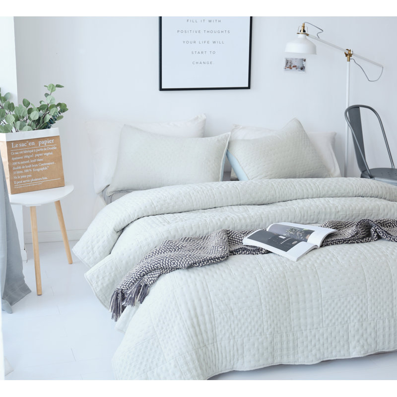 Heat Pressed Polyester Quilt, King Quilt + 2 Shams, Fairest Gray/Soft Sky Blue