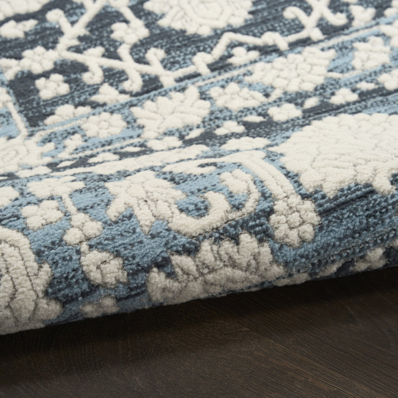 Tapis d'intérieur bleu Nourison Grace, Rectangle 7 pi 10 po x 9 pi 10 po
