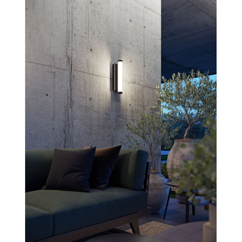 Path - 18'' LED Outdoor Sconce - 20W - Black