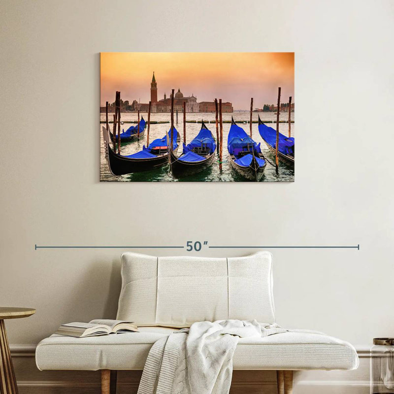 Coucher de soleil sur les gondoles de Venise Mehar
