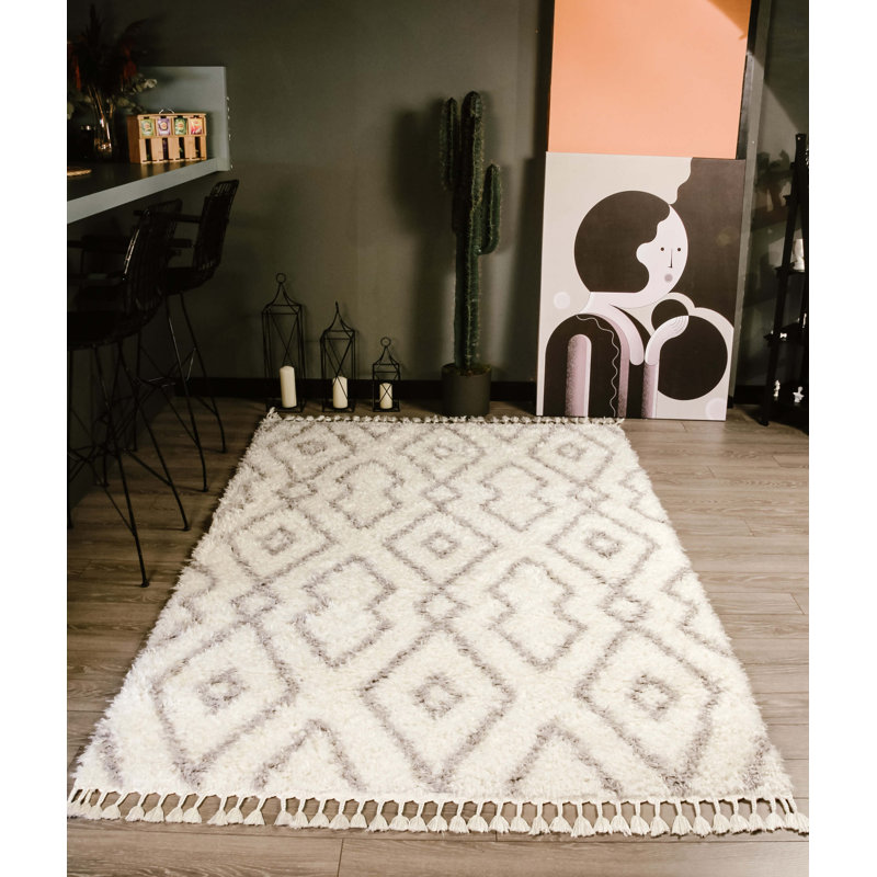 Stephannie Geometric Indoor Rug, Rectangle 6'7" x 9'7"