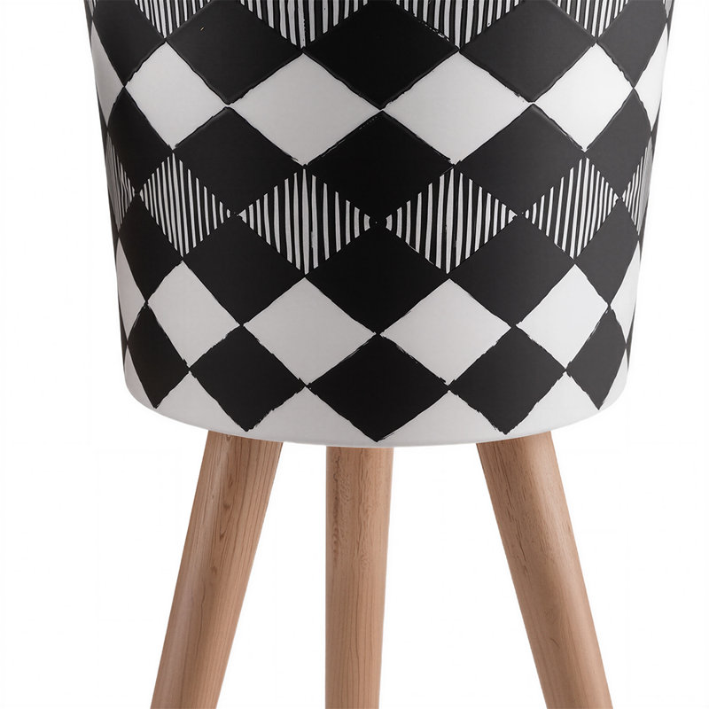 Pot moderne avec pieds Modern