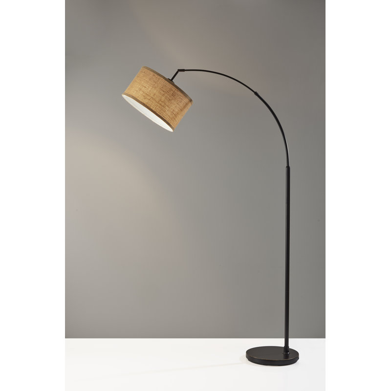 Lampe sur pied arquée 68 po Aukerman