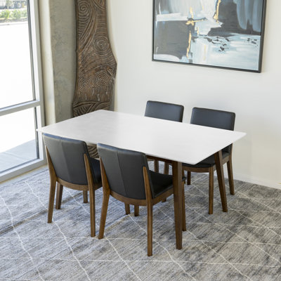 Ensemble repas pour 4 personnes Cobhan