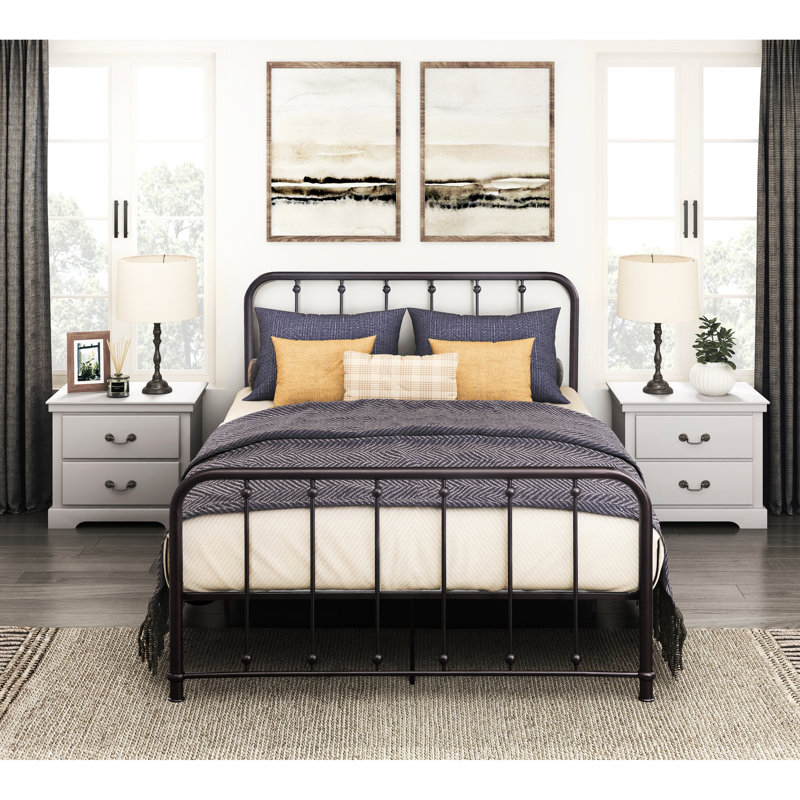 Lit double pour chambre à coucher avec structure en métal bronze foncé - plateforme Accent Elements finition antique pour plus de détails