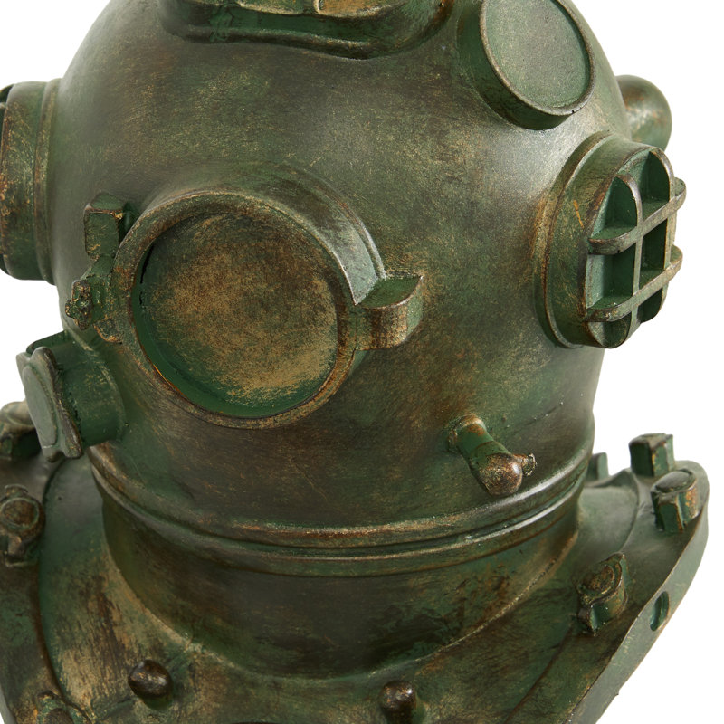 Sculpture de casque Godsey, H 10 po x l 9 po x P 8 po