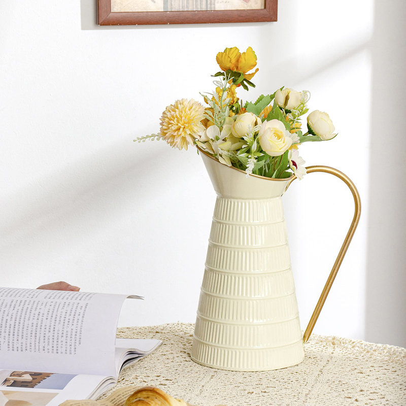 Metal Table Vase, Cream
