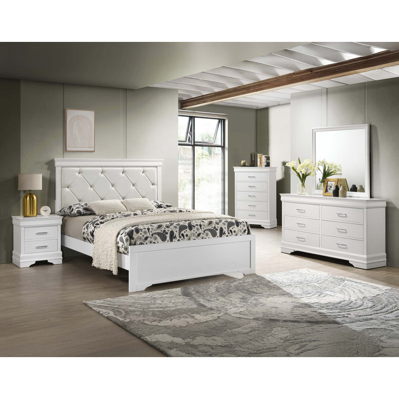 Mobilier de chambre à coucher moderne à panneau de lit tapissier en forme de cristal capitonné à boutons, Grand lit