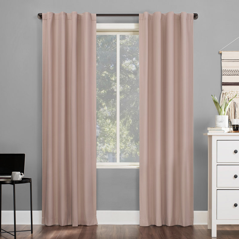 Rideau 100% thermique occultant avec passe-tringle et passe-tringle - Basics by Wayfair ™, L 40 po x L 96 po, Rosé
