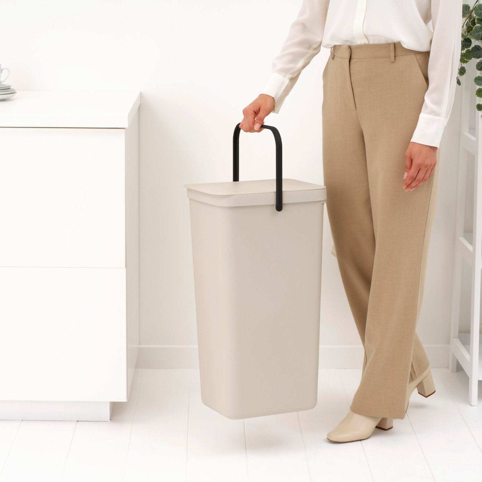 Brabantia Sort & Go Plastic Recycling Bin, 10.6 Gallon, Soft Beige