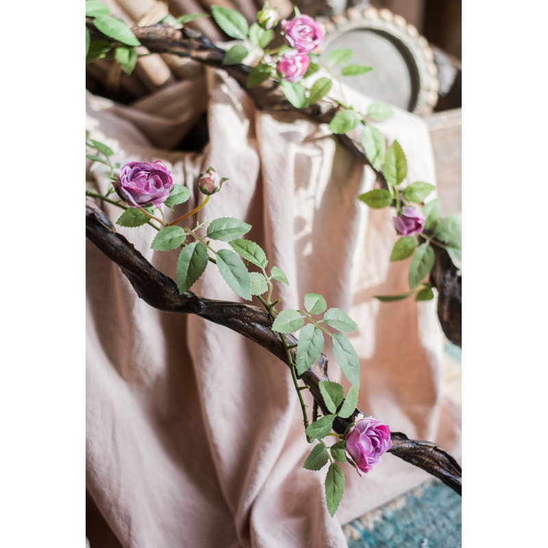 Tige de roses de vigne en soie, Blanc rosé