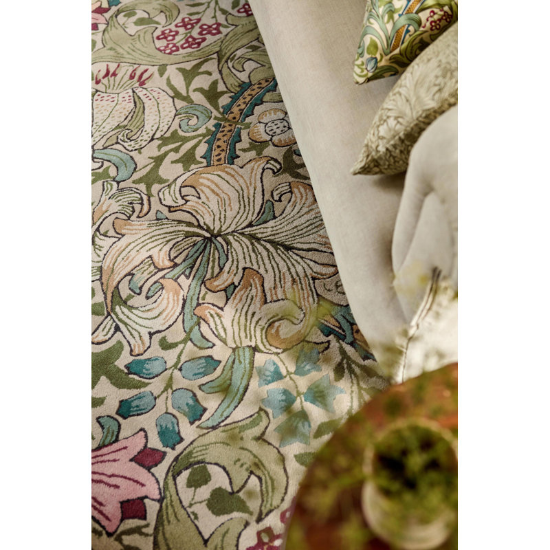 Hand Tufted Wool Floral Area Rug in Mineral, Rectangle 8'2" x 11'6"