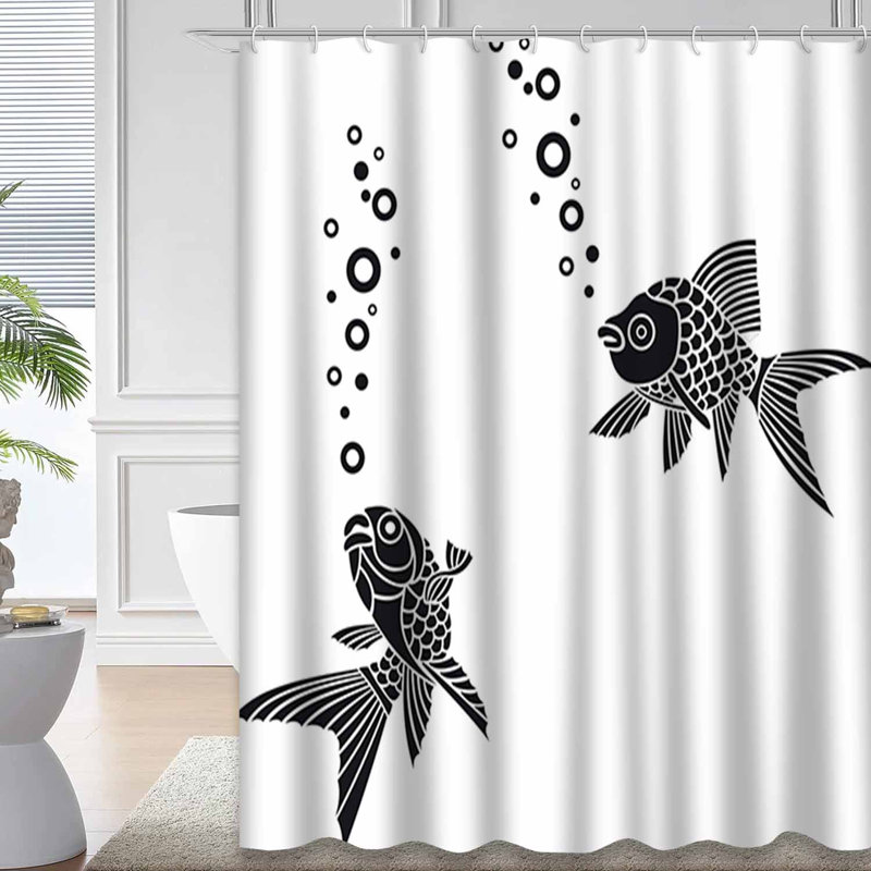 Rideau de douche poisson noir Koi Sea, 72" L x 72" W